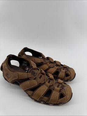 SKECHERS BIKERS EXCURSION Closed Toe Sandals Women's Shoe Size US 8.5